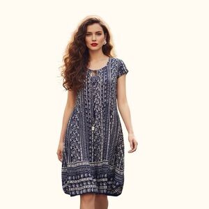 Papa Vancouver Blue & White Sparkling Smocked Knee Length Boho Dress Size M